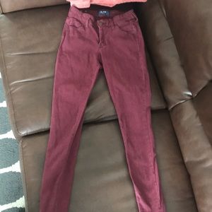Old navy maroon pants